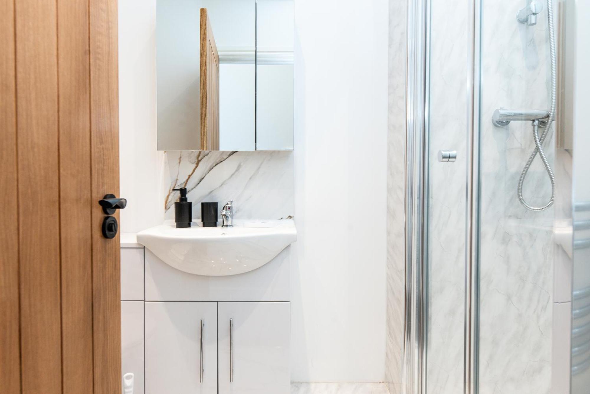 Deluxe 2 Bedroom Apartment In City Centre Нотингам Екстериор снимка